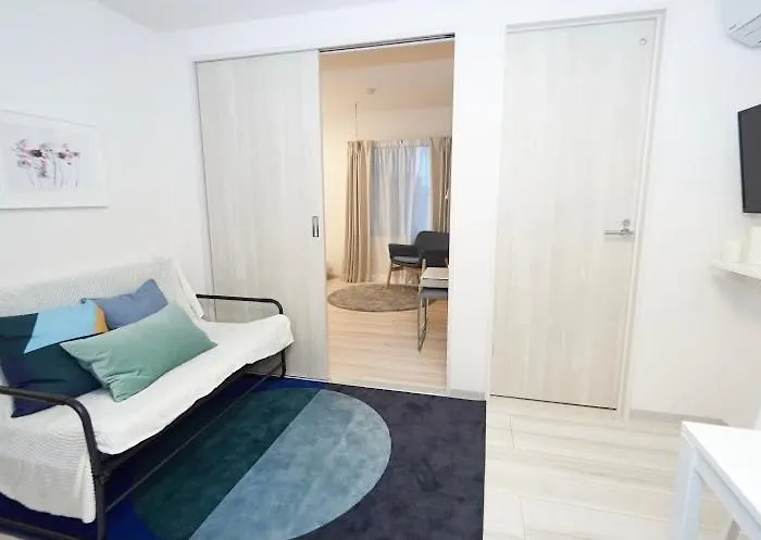 One Stage Hotel
