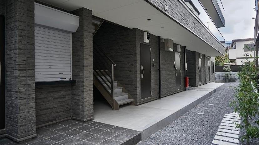 One Stage Apartment
